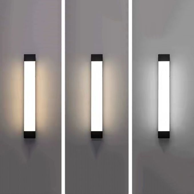 Linear Outdoor Wall Lamp