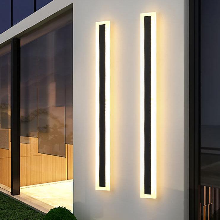 Acrylic outdoor wall lamp