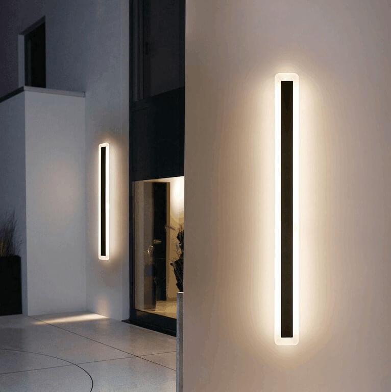 Acrylic outdoor wall lamp