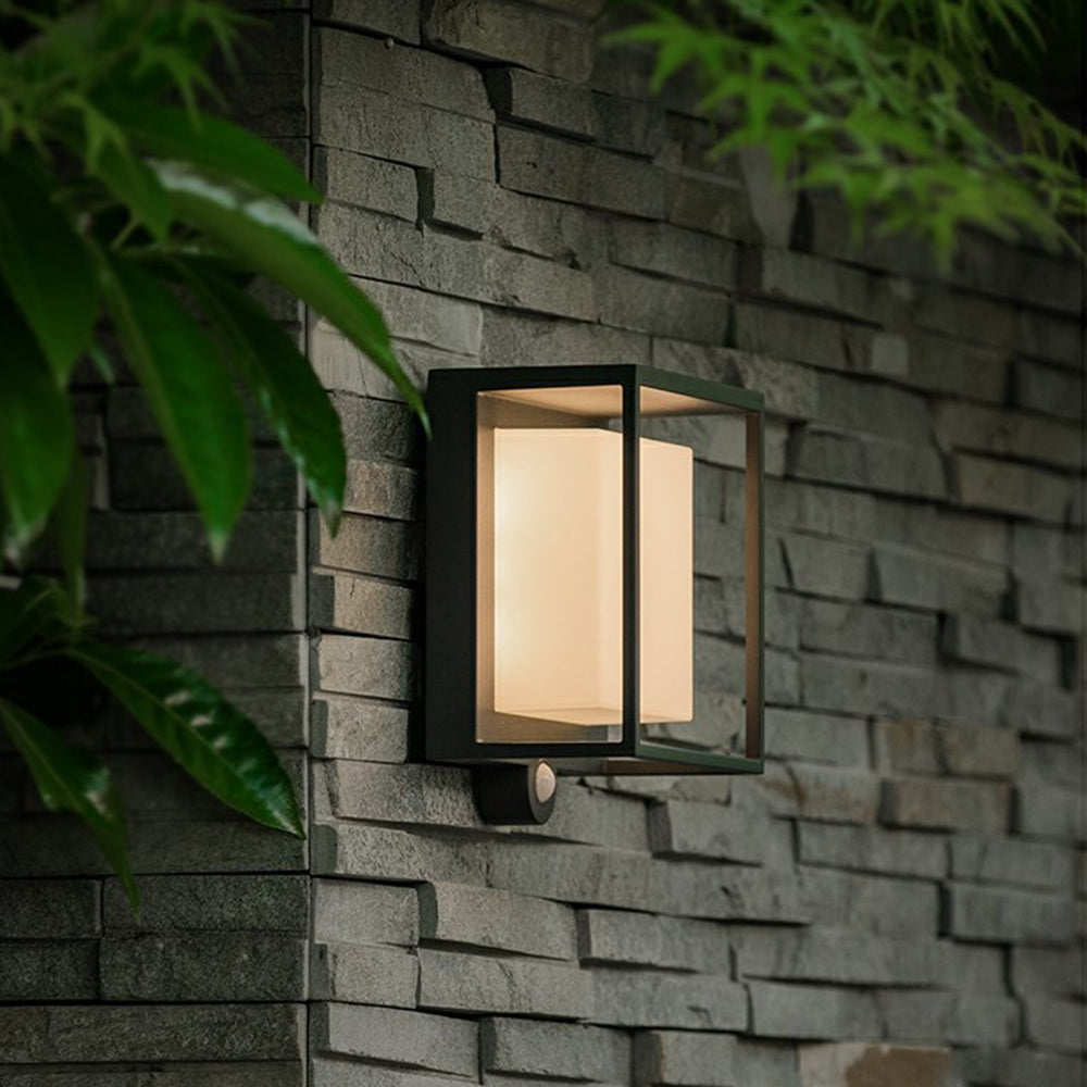 Modern Rectangular Acrylic Sensor Solar Powered IP65 Waterproof Outdoor Wall Lamp