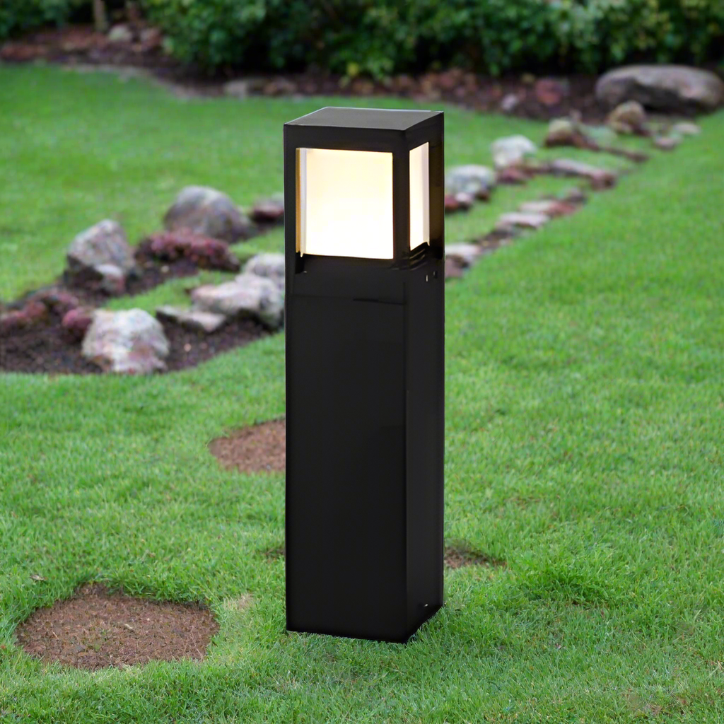 60cm Nimbus Cube outdoor Solar Light