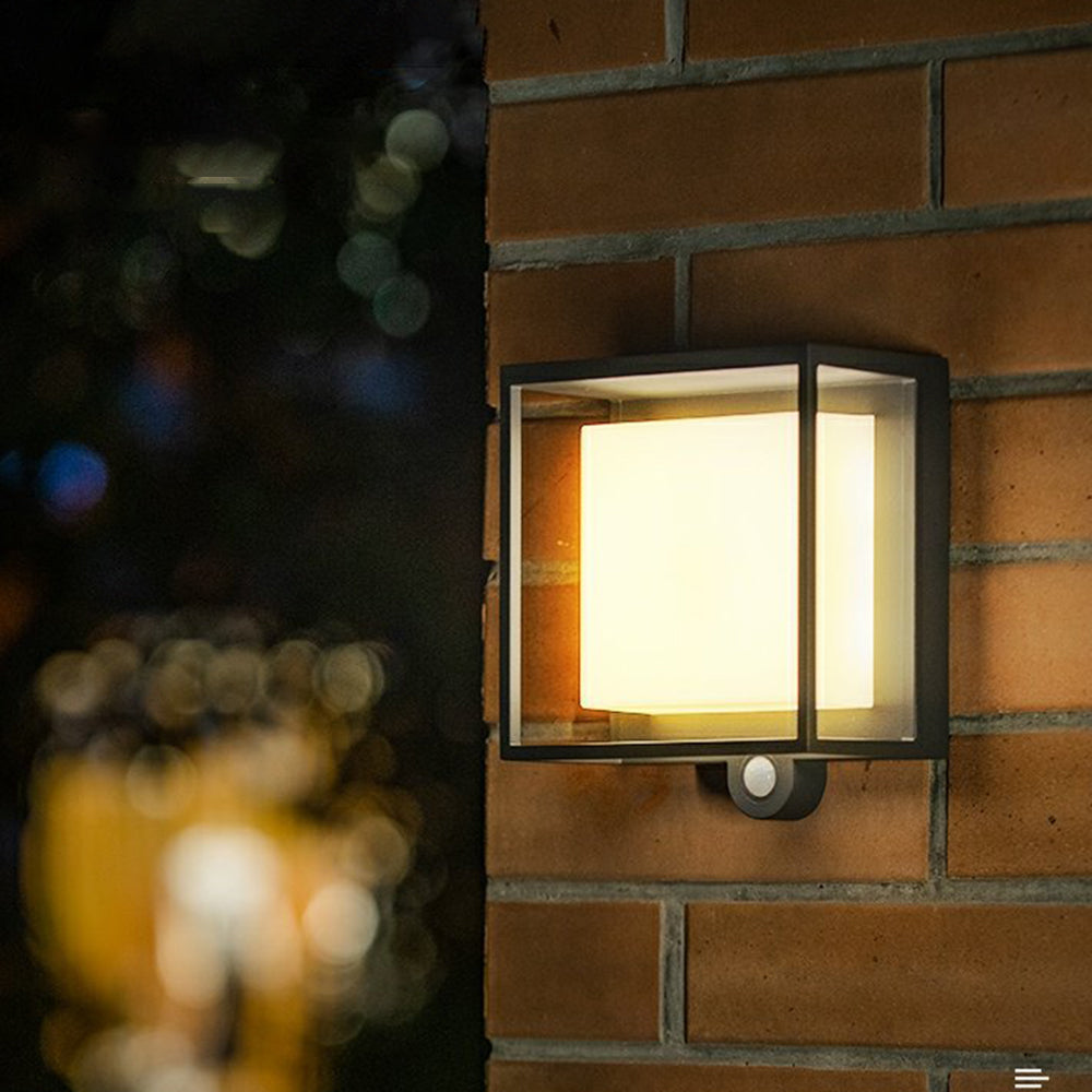 Modern Rectangular Acrylic Sensor Solar Powered IP65 Waterproof Outdoor Wall Lamp