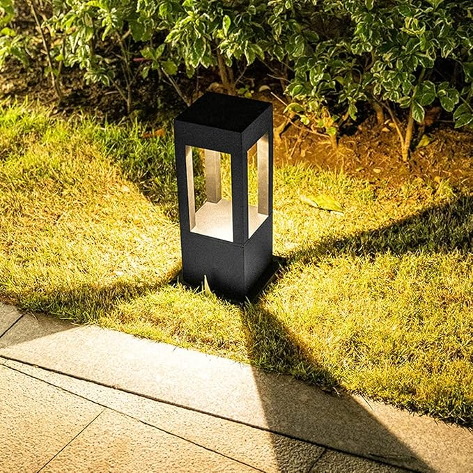 Nimbus Outdoor Pathway Lamp