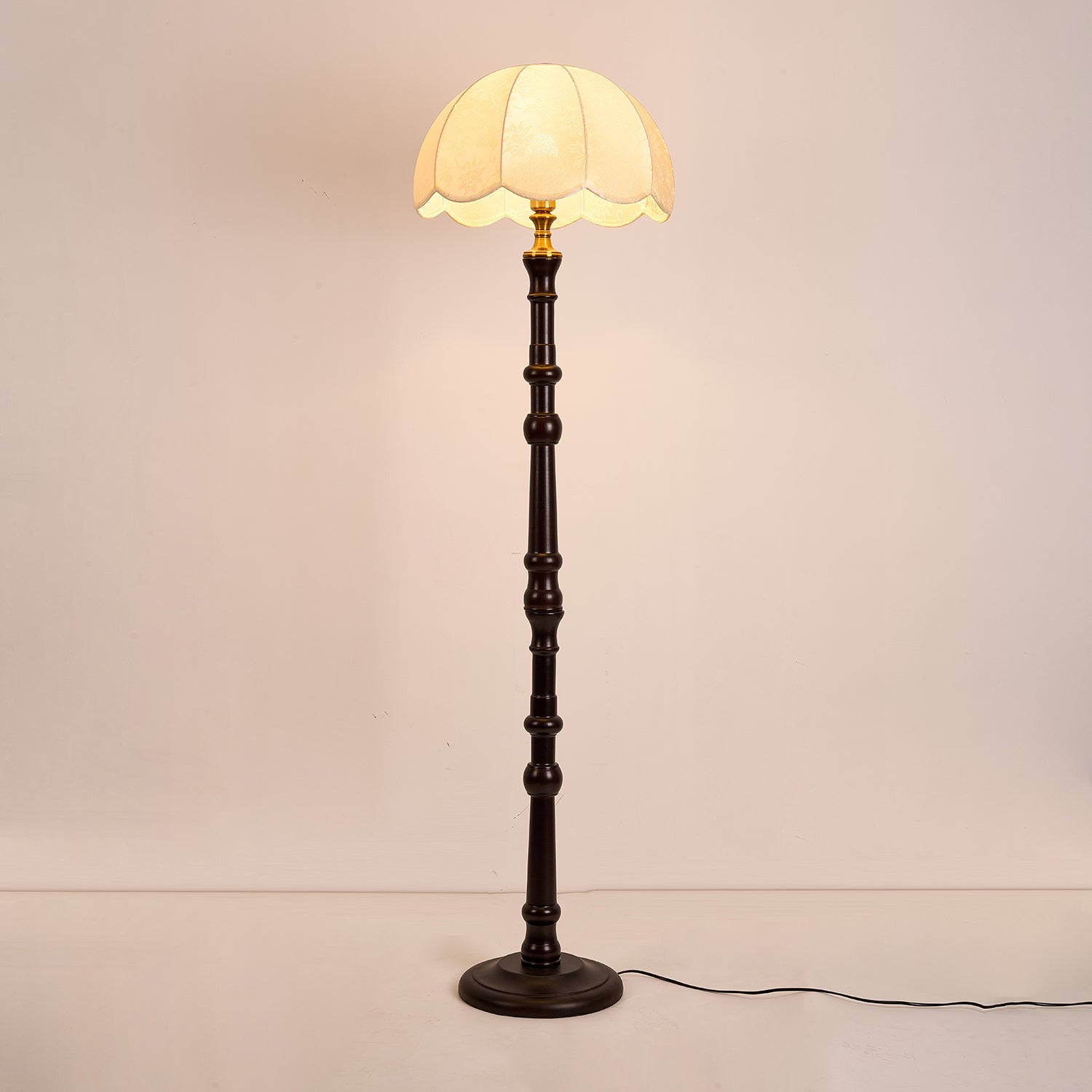 Belgravia Floor Light