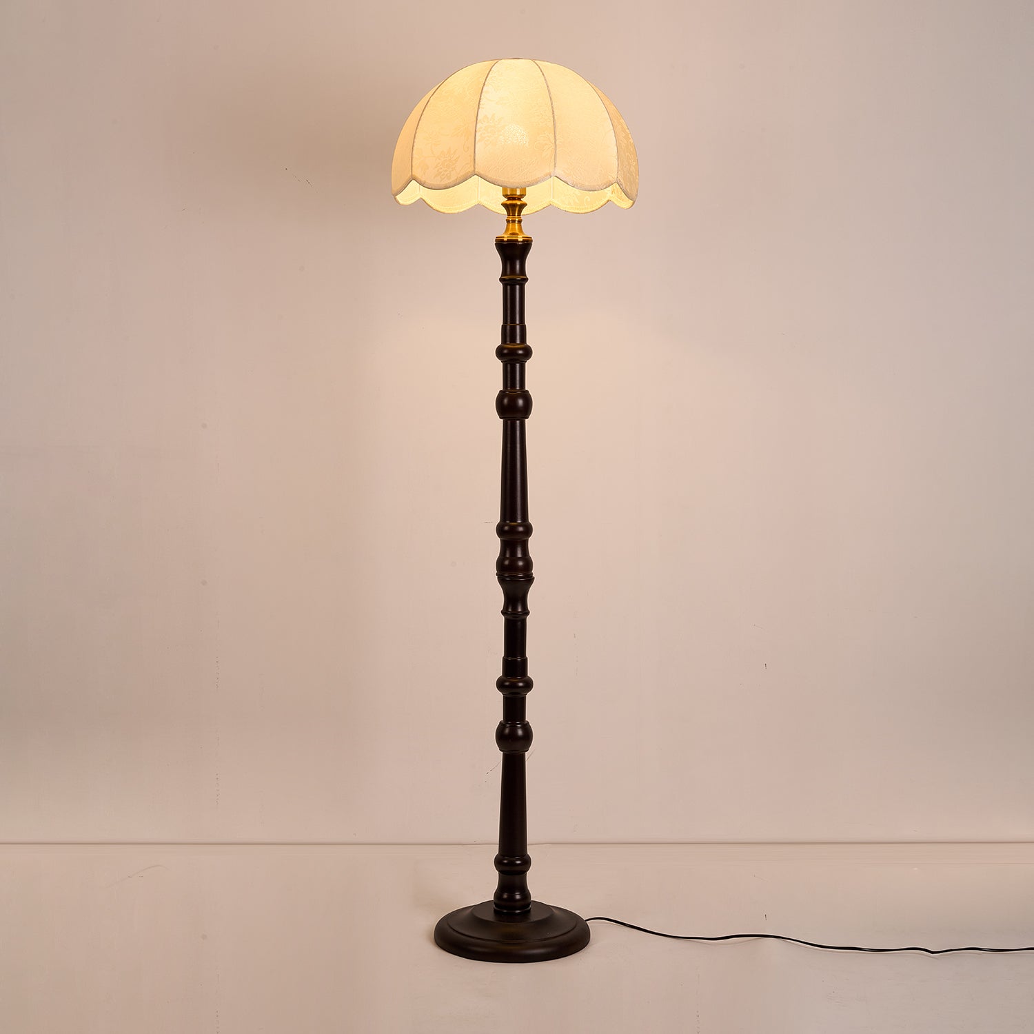 Belgravia Floor Light