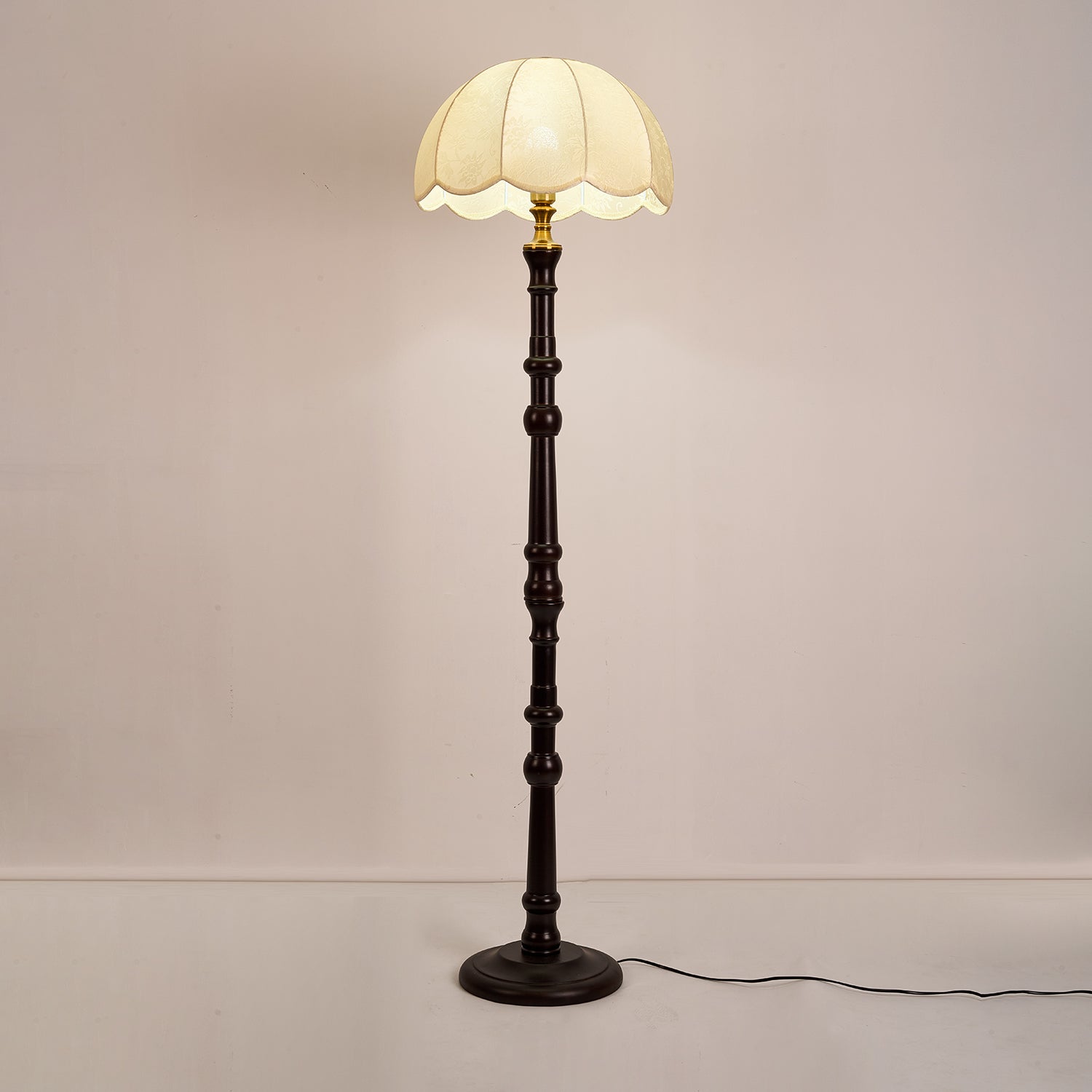 Belgravia Floor Light