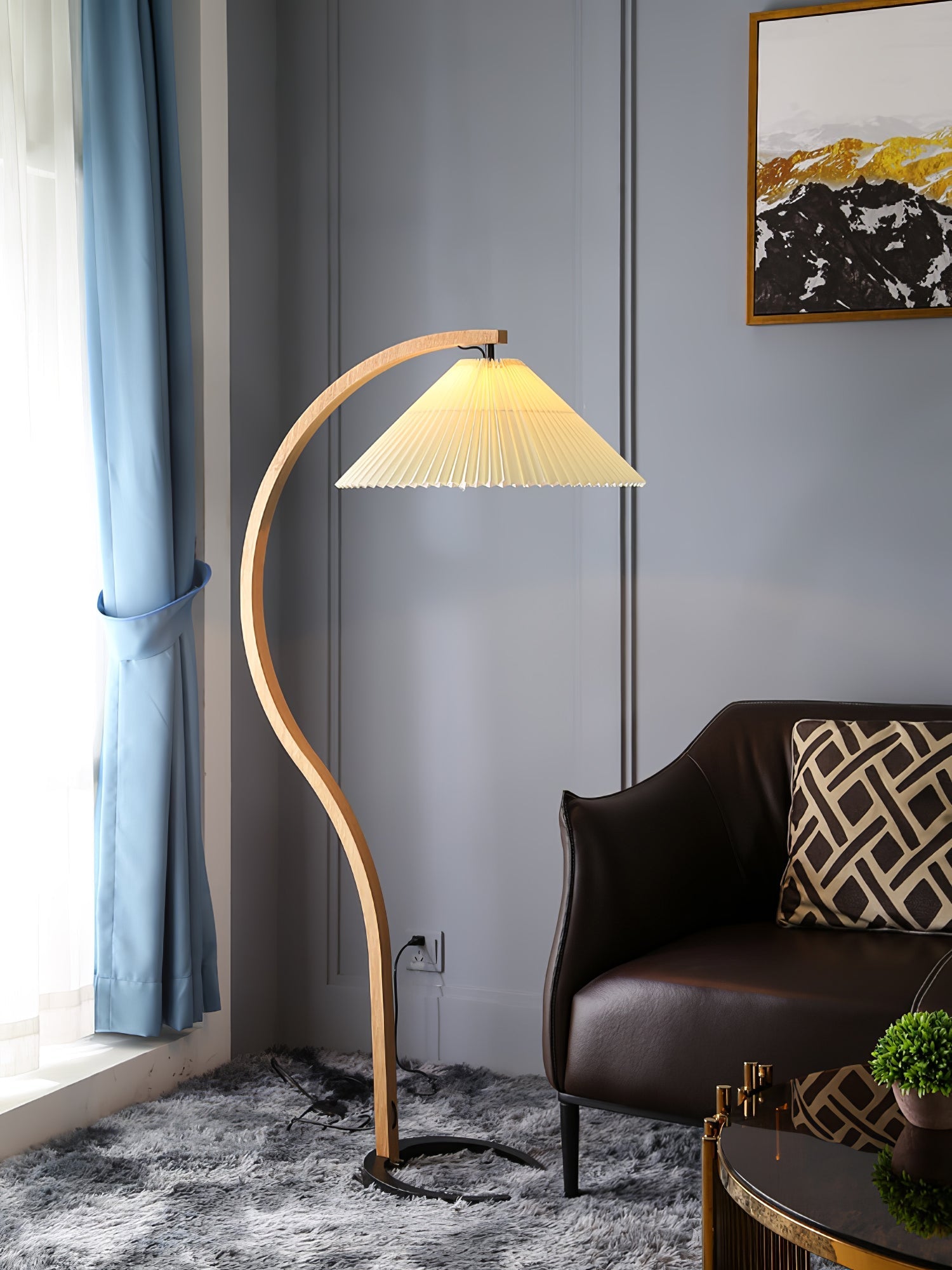 Caprani Floor Lamp