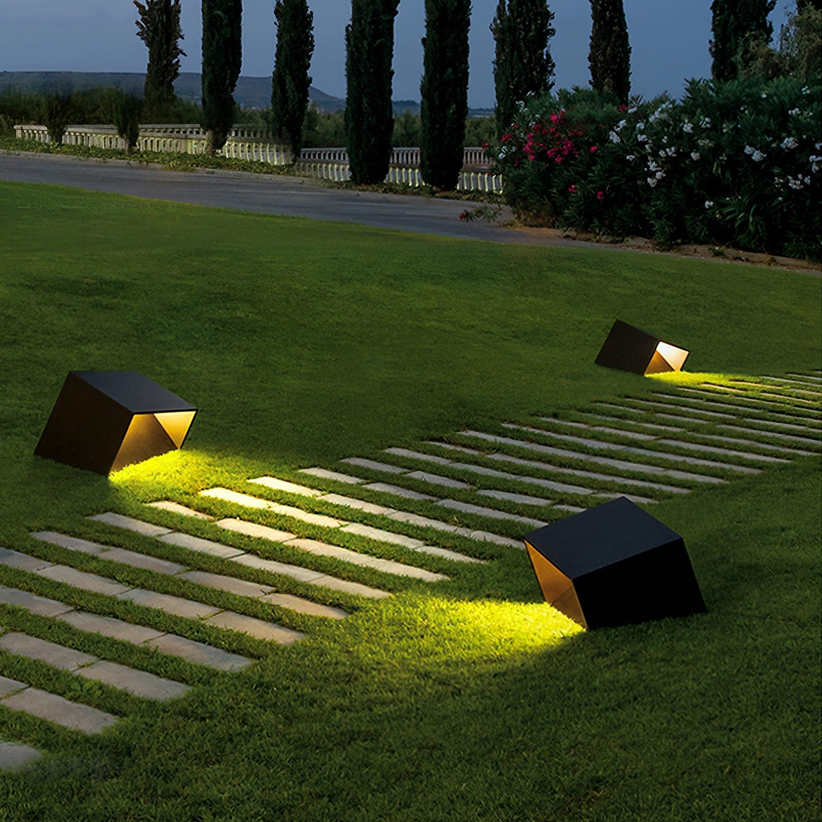 Modern Minimalist Outdoor Cube Garden Light