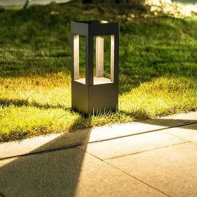 Nimbus Outdoor Pathway Lamp