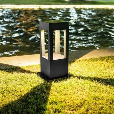 Nimbus Outdoor Pathway Lamp